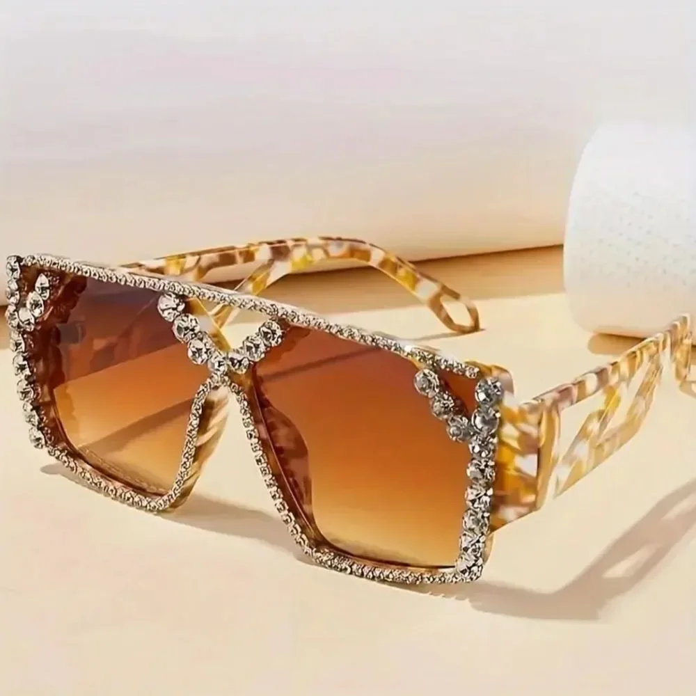 Ladies Oversized luxury rhinestone sunglasses